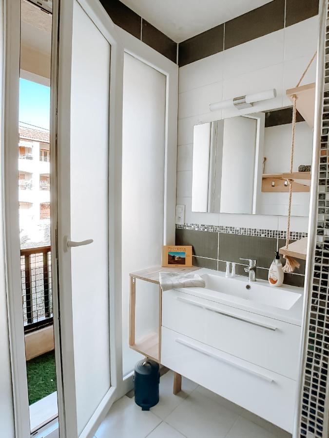 Appartement T3 Tout Confort A 500M De La Mer Saint-Cyr-sur-Mer Exterior foto